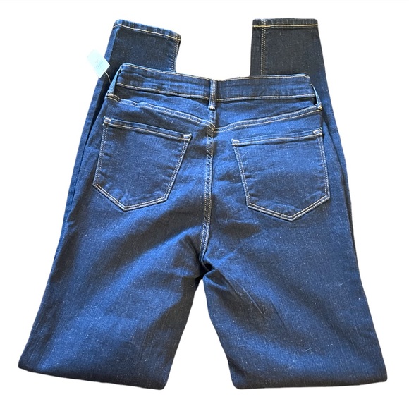 Old Navy Rockstar Skinny Jeans - Picture 3 of 7